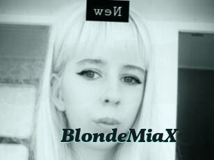 BlondeMiaX