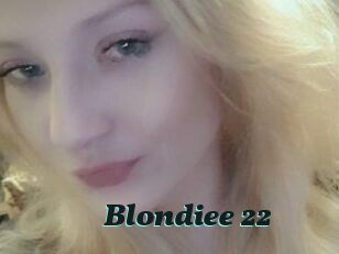 Blondiee_22