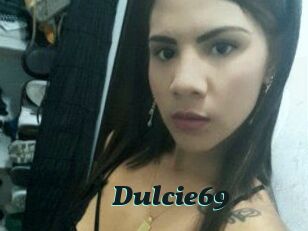 Dulcie_69