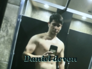 Daniel_devon