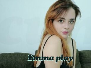 Emma_play