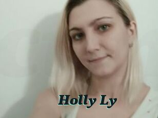 Holly_Ly