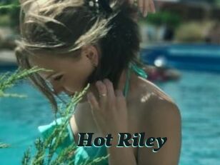 Hot_Riley