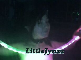LittleJynxx Cumshots Videos