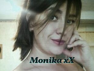 Monika_xX