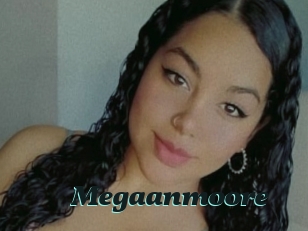 Megaanmoore