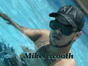 Mikee_scooth