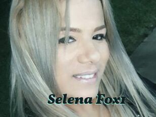 Selena_Fox1