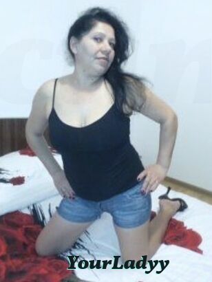 YourLadyy Cumshots Videos