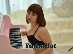 YulliaHot